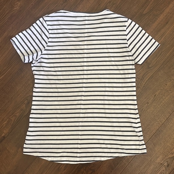 Duluth Top - Picture 2 of 4